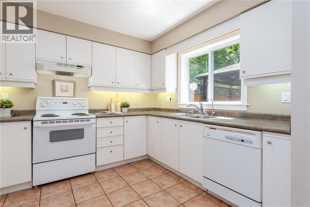 128 EBY Crescent thumbnail 13