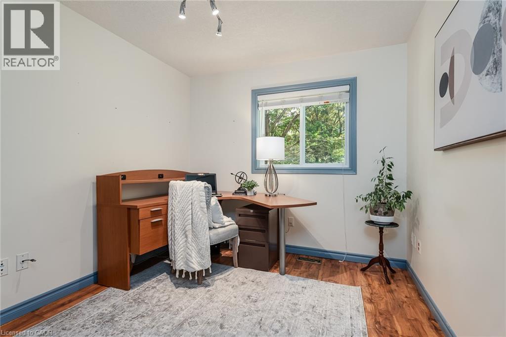 128 EBY Crescent thumbnail 16