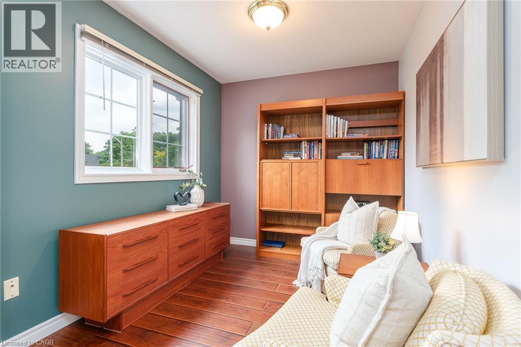 128 EBY Crescent thumbnail 19