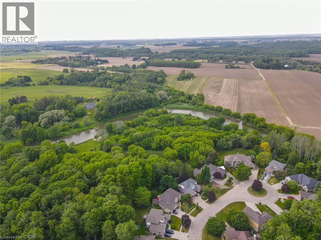 128 EBY Crescent thumbnail 31