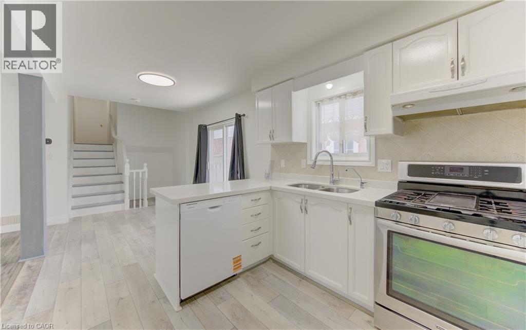 347 KEEWATIN Avenue thumbnail 13