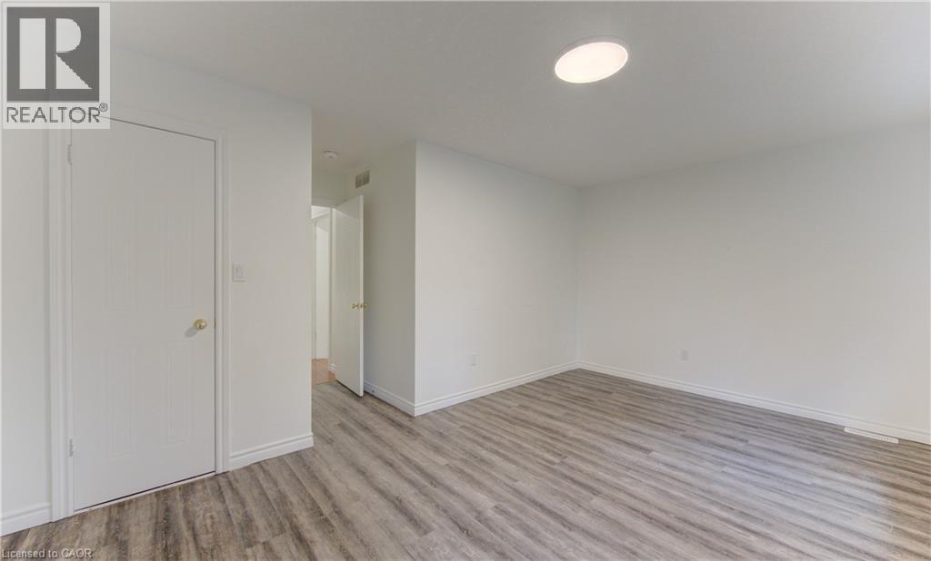 347 KEEWATIN Avenue thumbnail 21