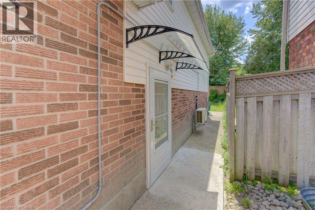 347 KEEWATIN Avenue thumbnail 24