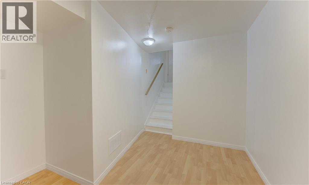 347 KEEWATIN Avenue thumbnail 44