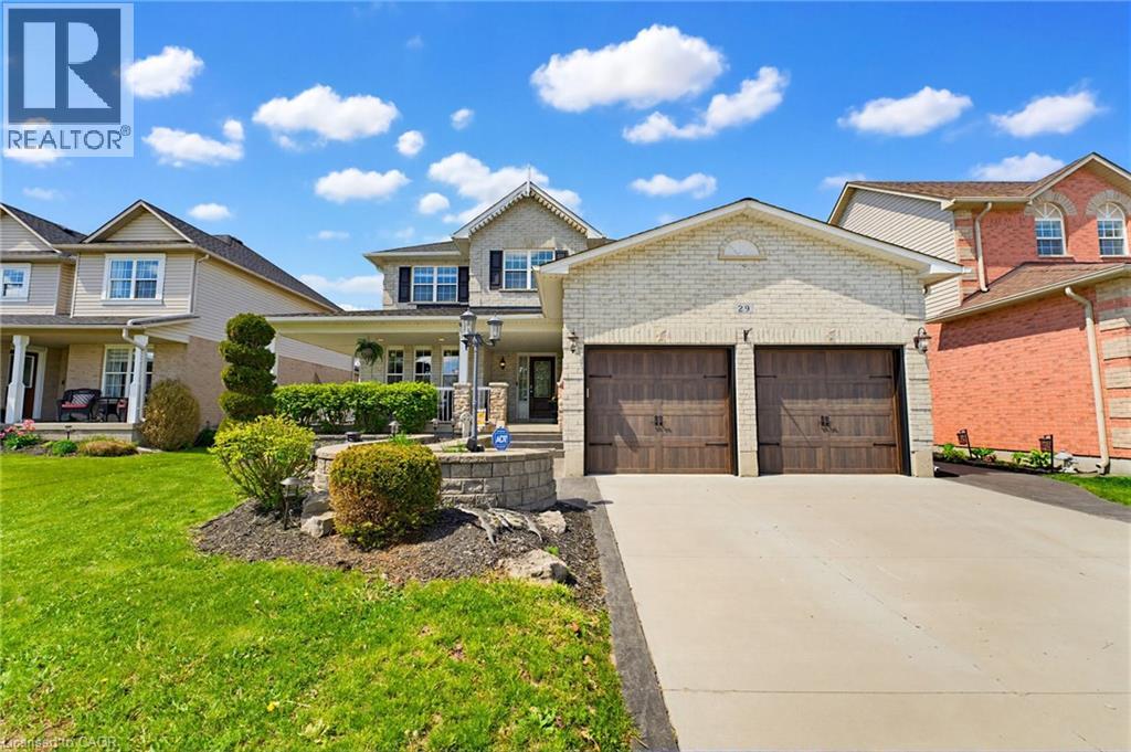 29 WATSON Crescent
