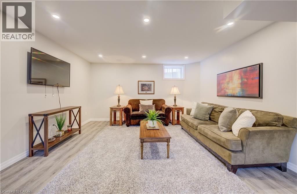 70 WAGLER Avenue thumbnail 35