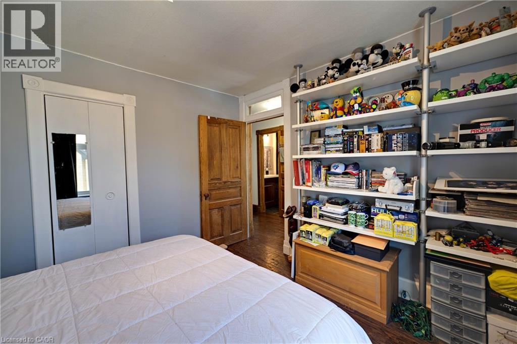 9 PARK Avenue W thumbnail 27