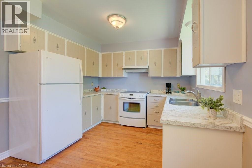16 SUGAR MAPLE Place thumbnail 13