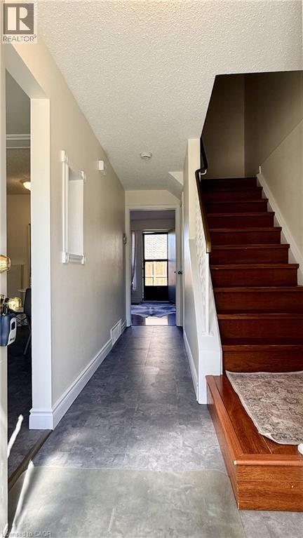 223 PIONEER Drive Unit# F39 thumbnail 2
