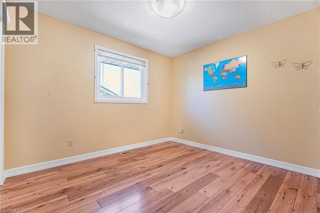 78 ESTHER Avenue thumbnail 19