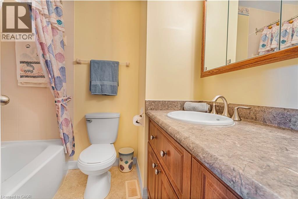 78 ESTHER Avenue thumbnail 17