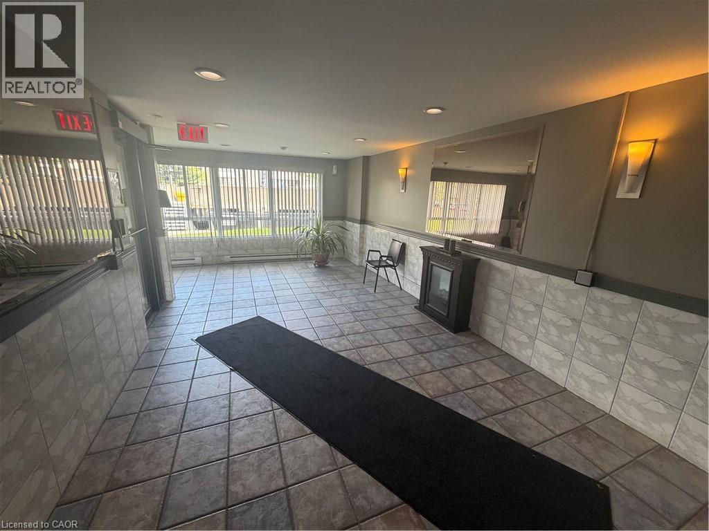 65 HIGHLAND Crescent Unit# 804 thumbnail 17