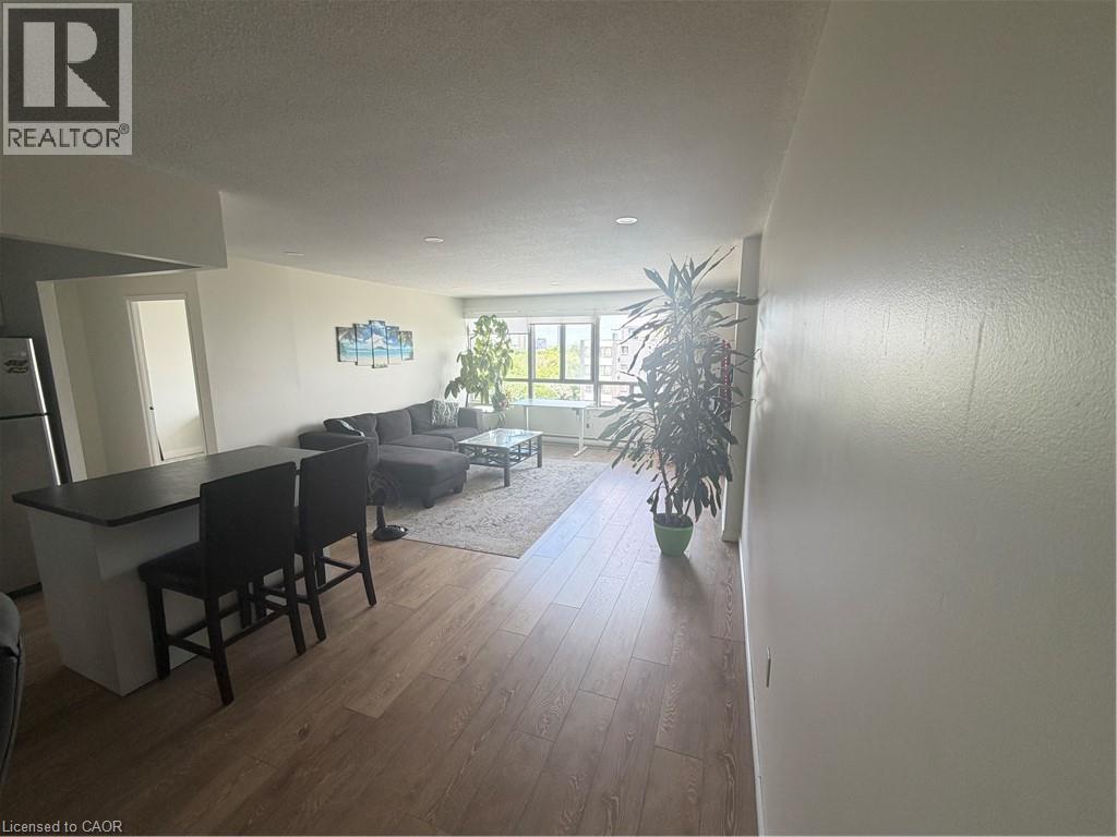 65 HIGHLAND Crescent Unit# 804 thumbnail 7