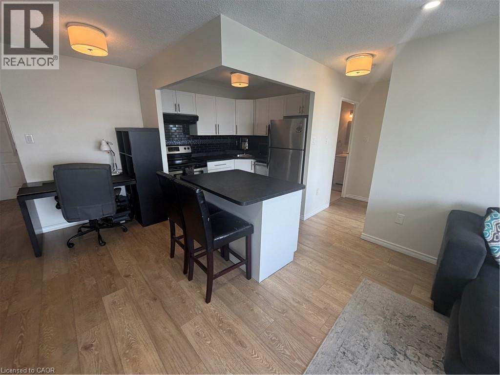 65 HIGHLAND Crescent Unit# 804 thumbnail 9