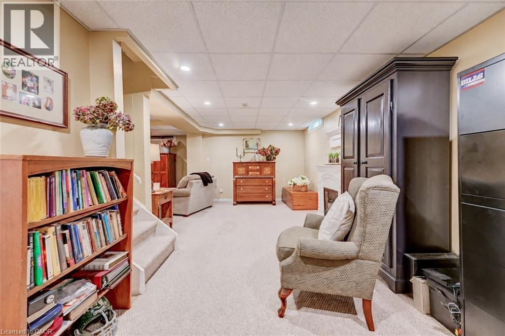 469 WESTVALE Drive thumbnail 37
