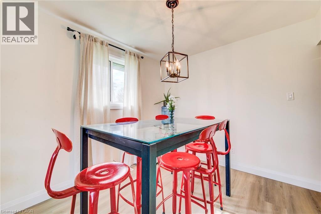 183 DINISON Crescent thumbnail 10