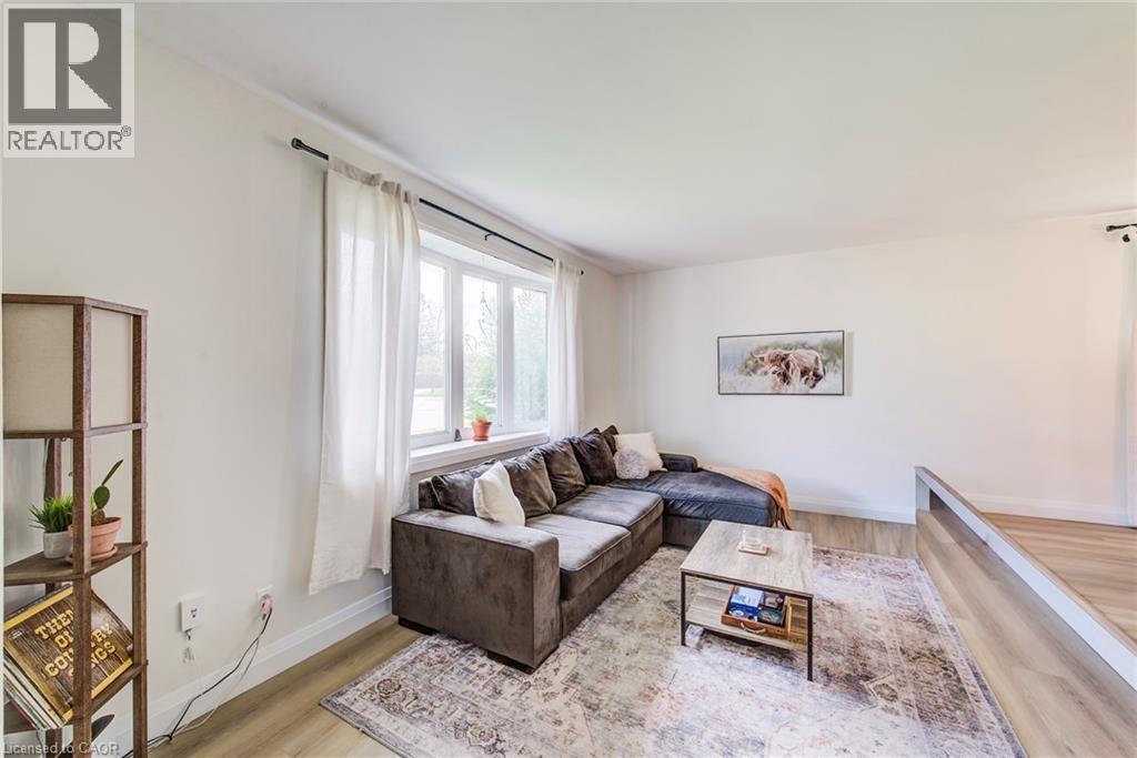 183 DINISON Crescent thumbnail 7