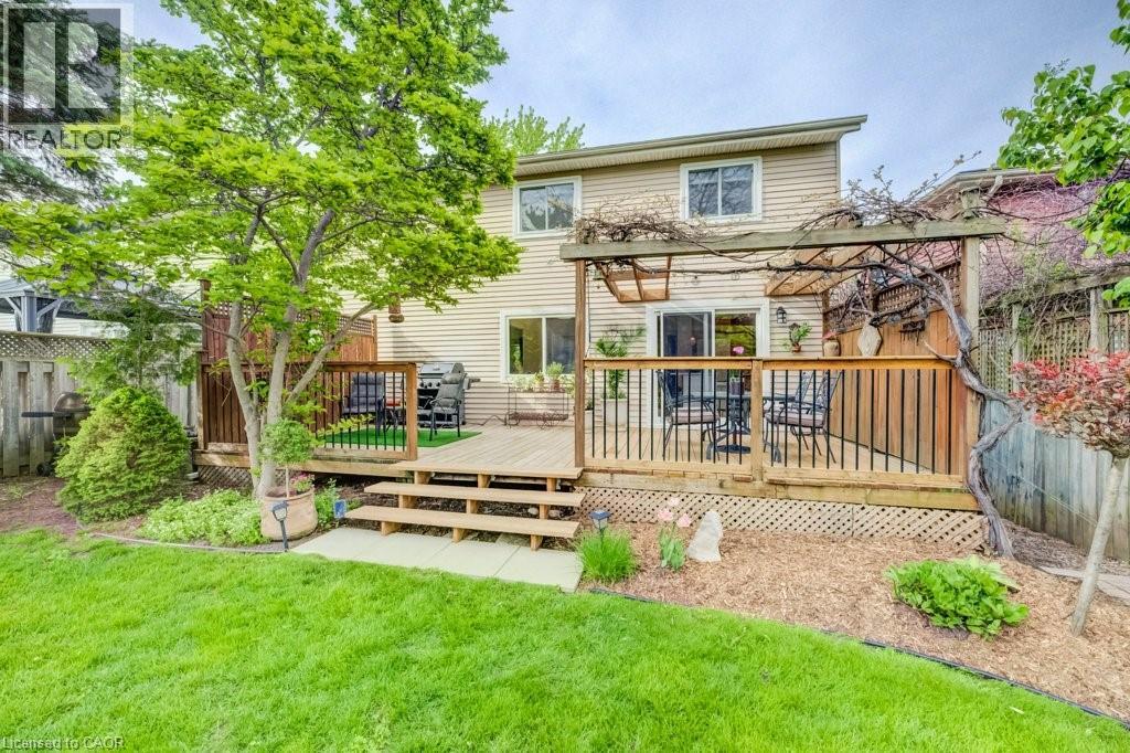 106 PARKLAND Crescent thumbnail 42