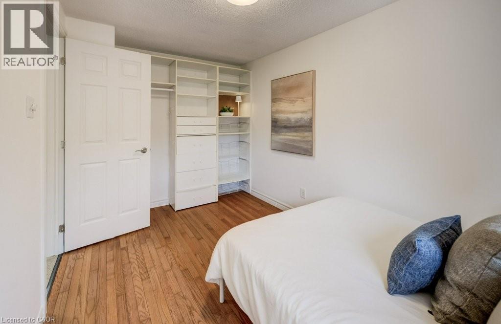 106 PARKLAND Crescent thumbnail 28