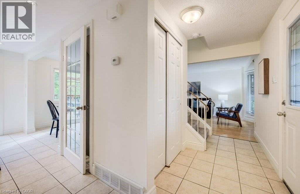 106 PARKLAND Crescent thumbnail 23