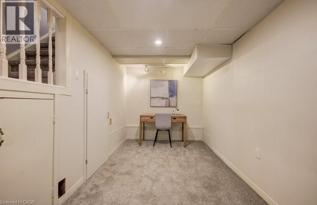 106 PARKLAND Crescent thumbnail 34