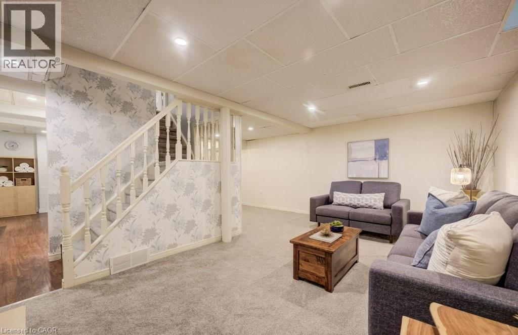 106 PARKLAND Crescent thumbnail 33