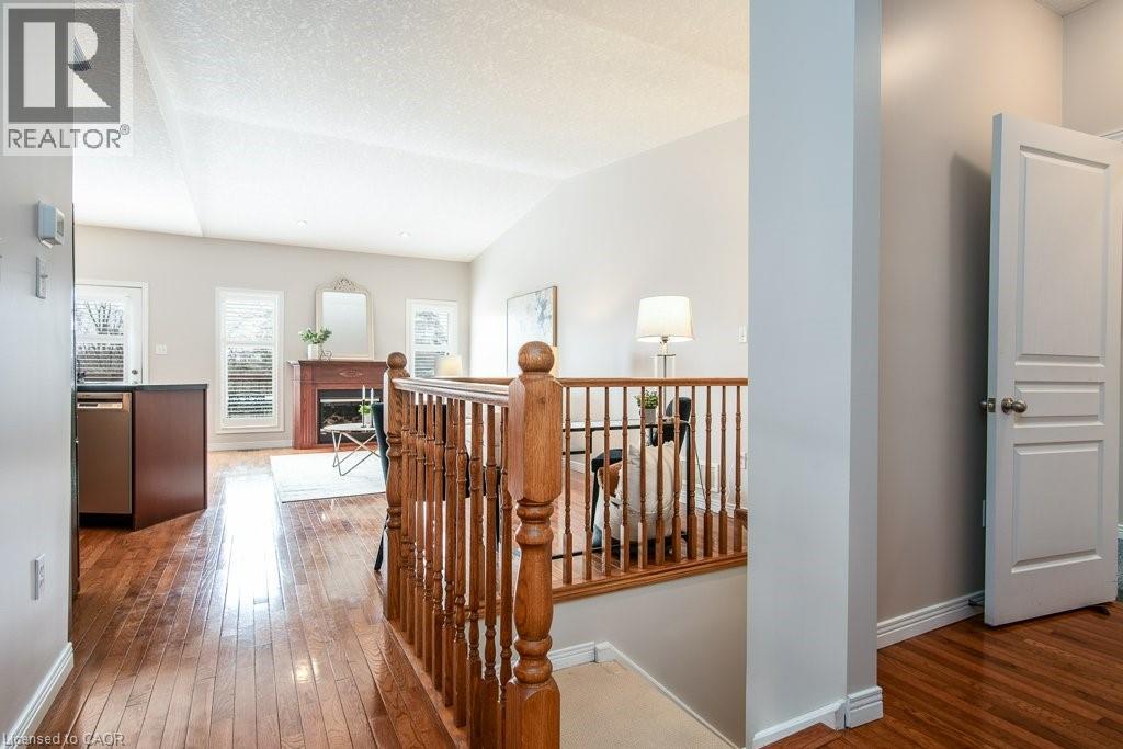 900 DOON VILLAGE Road Unit# 3 thumbnail 5