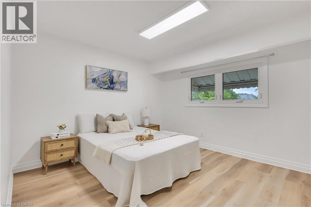 72 PINEMEADOW Crescent thumbnail 11
