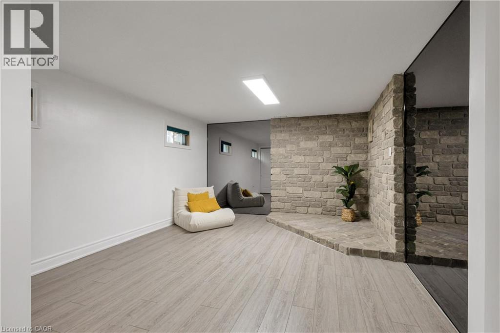 72 PINEMEADOW Crescent thumbnail 18
