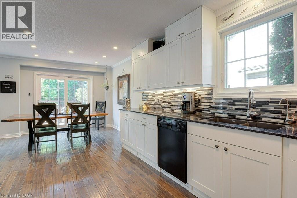 61 DITNER Avenue thumbnail 15
