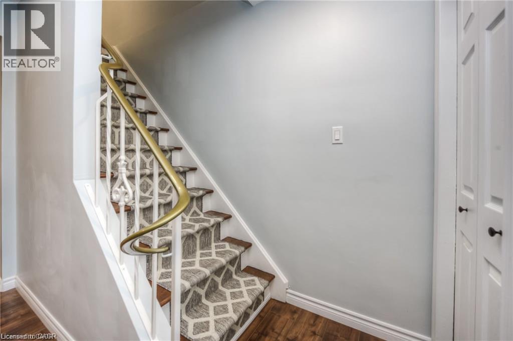 382 CYRUS Street thumbnail 5