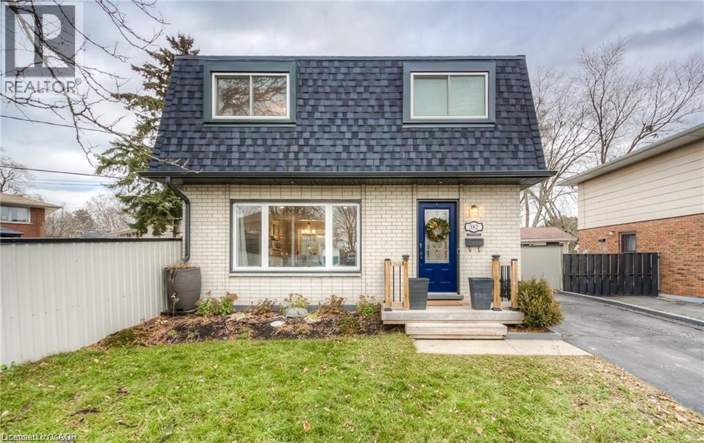 382 CYRUS Street