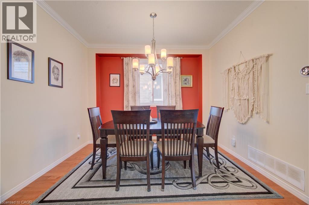 699 COMMONWEALTH Crescent thumbnail 6