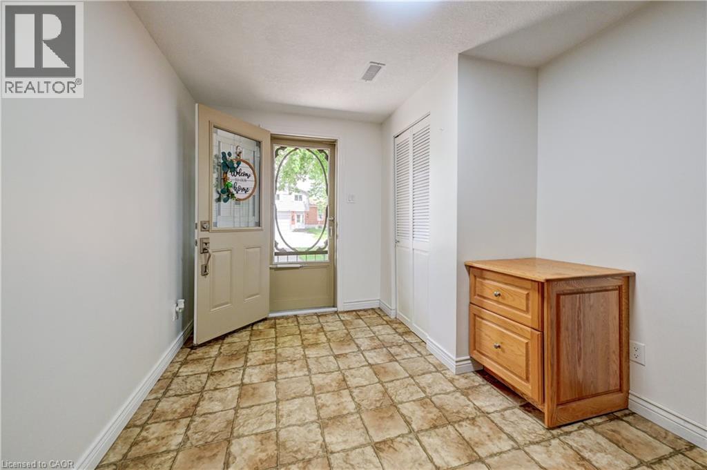 3 PARKLAND Crescent thumbnail 21