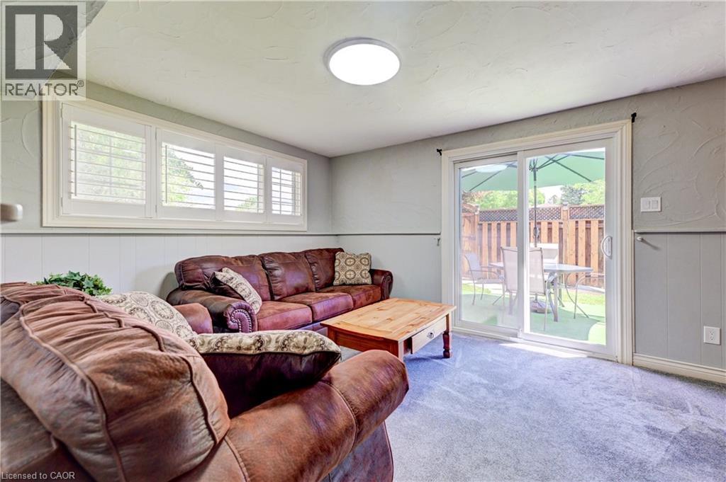 3 PARKLAND Crescent thumbnail 25