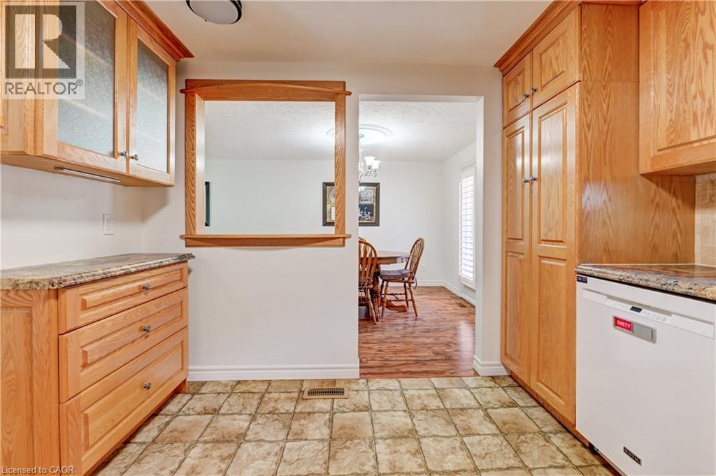 3 PARKLAND Crescent thumbnail 14