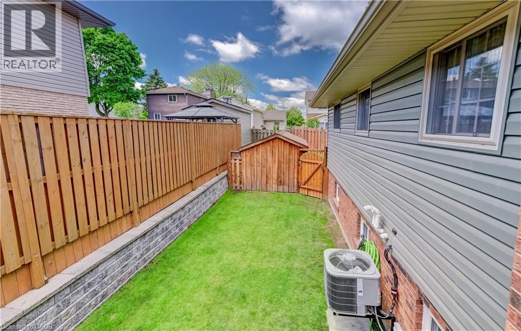 3 PARKLAND Crescent thumbnail 28