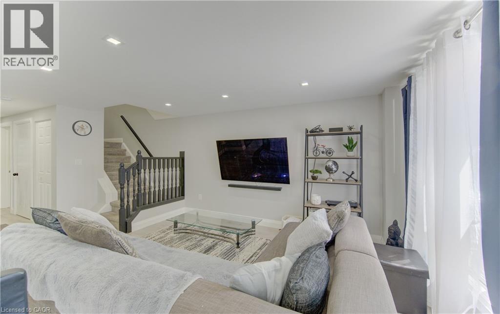 26 HARTLEY Court thumbnail 14