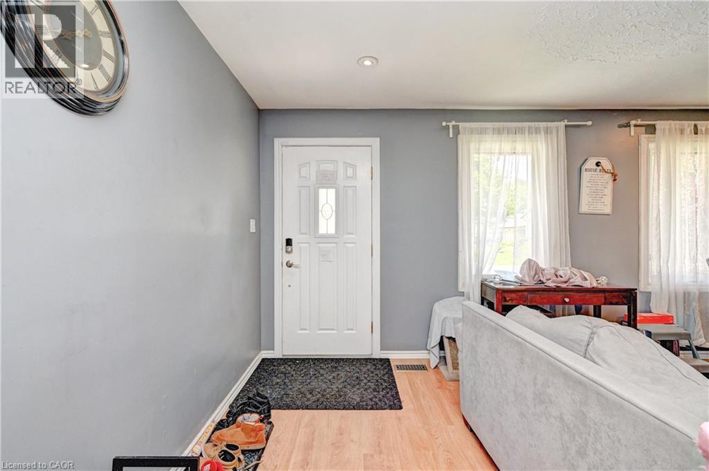 525 FALLINGBROOK Drive thumbnail 6