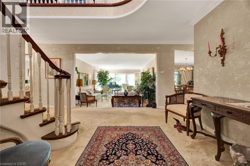 61 HUNTLEY Crescent thumbnail 8