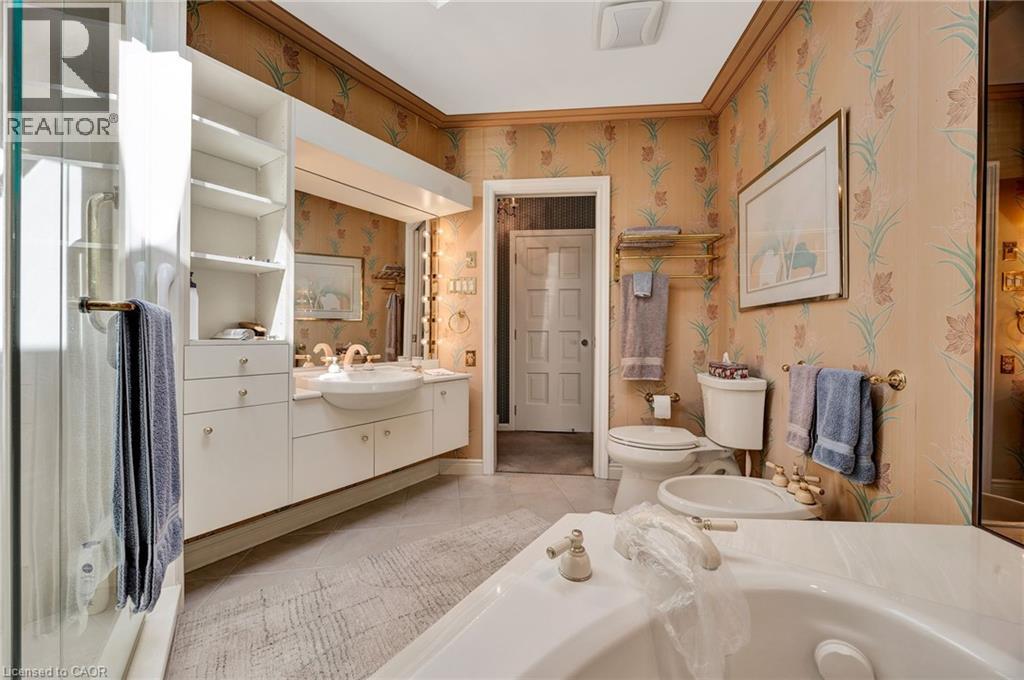 61 HUNTLEY Crescent thumbnail 22