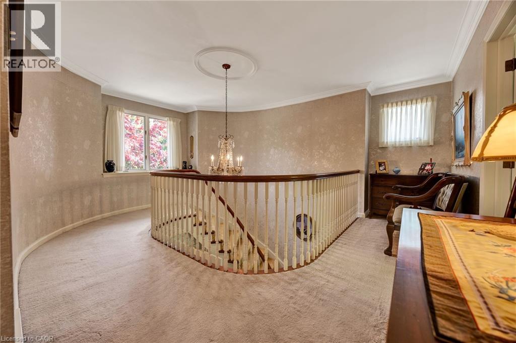 61 HUNTLEY Crescent thumbnail 24