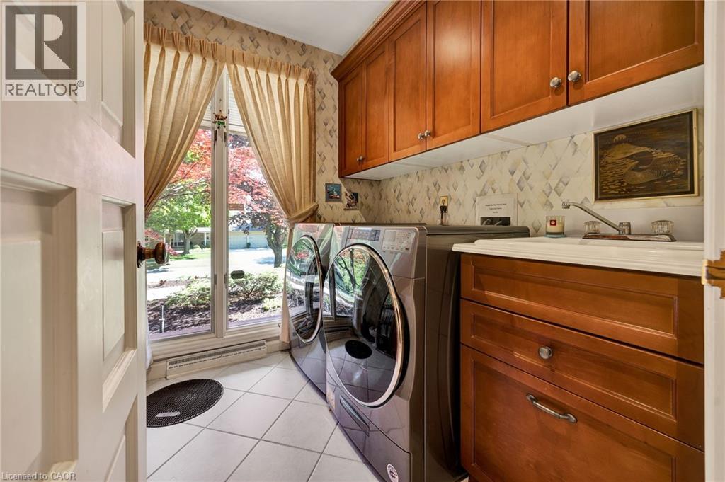61 HUNTLEY Crescent thumbnail 17