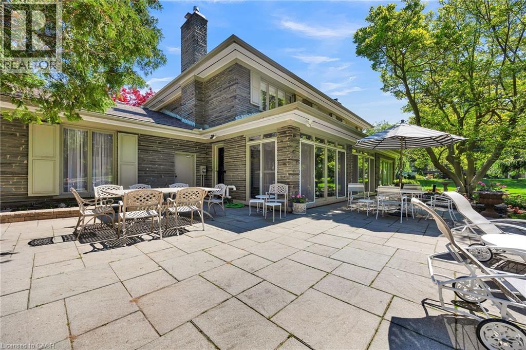 61 HUNTLEY Crescent thumbnail 33