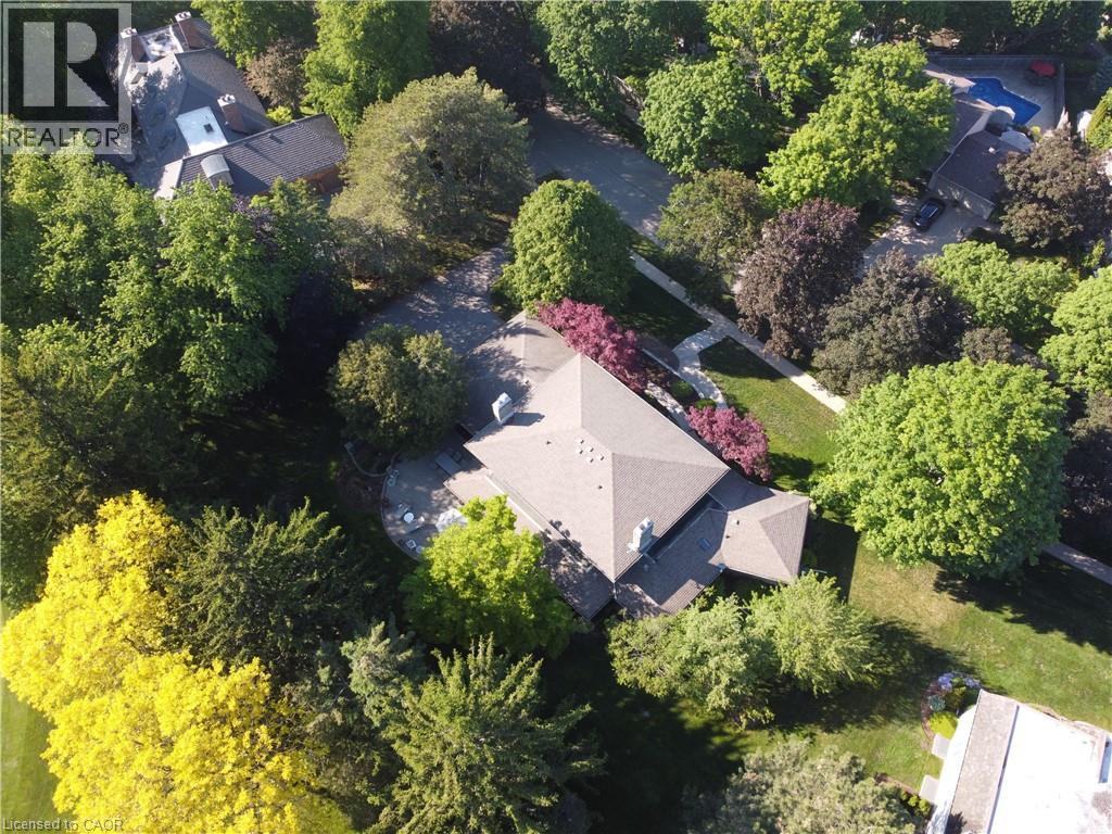 61 HUNTLEY Crescent thumbnail 40