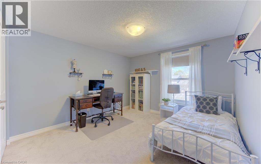 83 MANOR Drive thumbnail 28