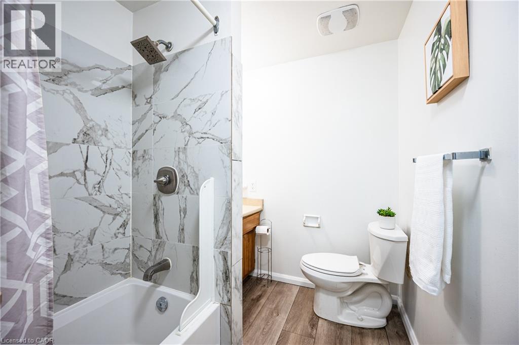 212 WESTCOURT Place thumbnail 14