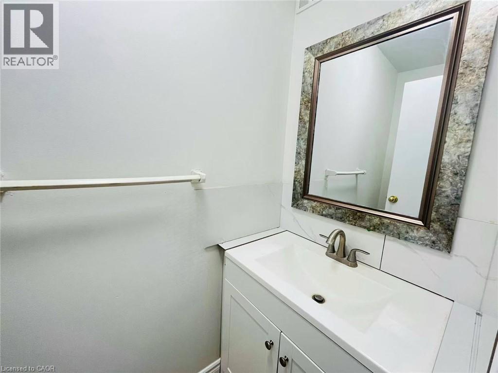 212 WESTCOURT Place thumbnail 9