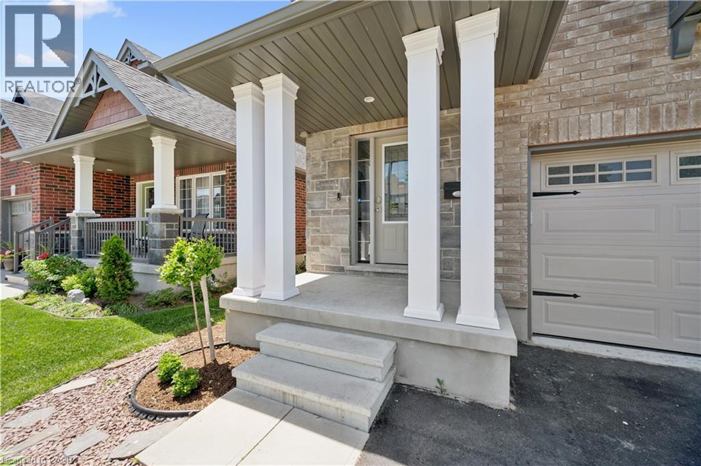 183 SNYDER Avenue N thumbnail 4