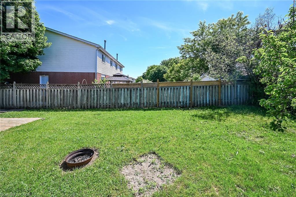 925 ELGIN Street N thumbnail 43
